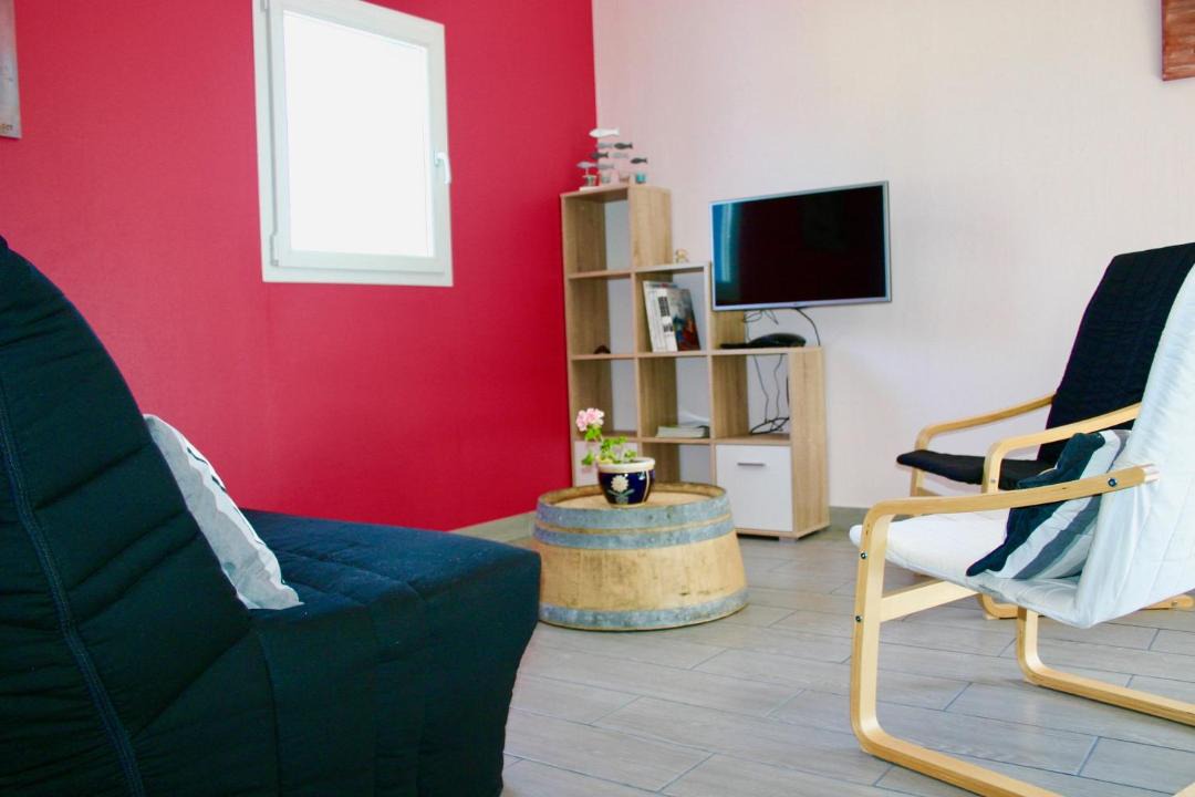 Photo of Livingroom in Saint-Vincent-de-Pertignas