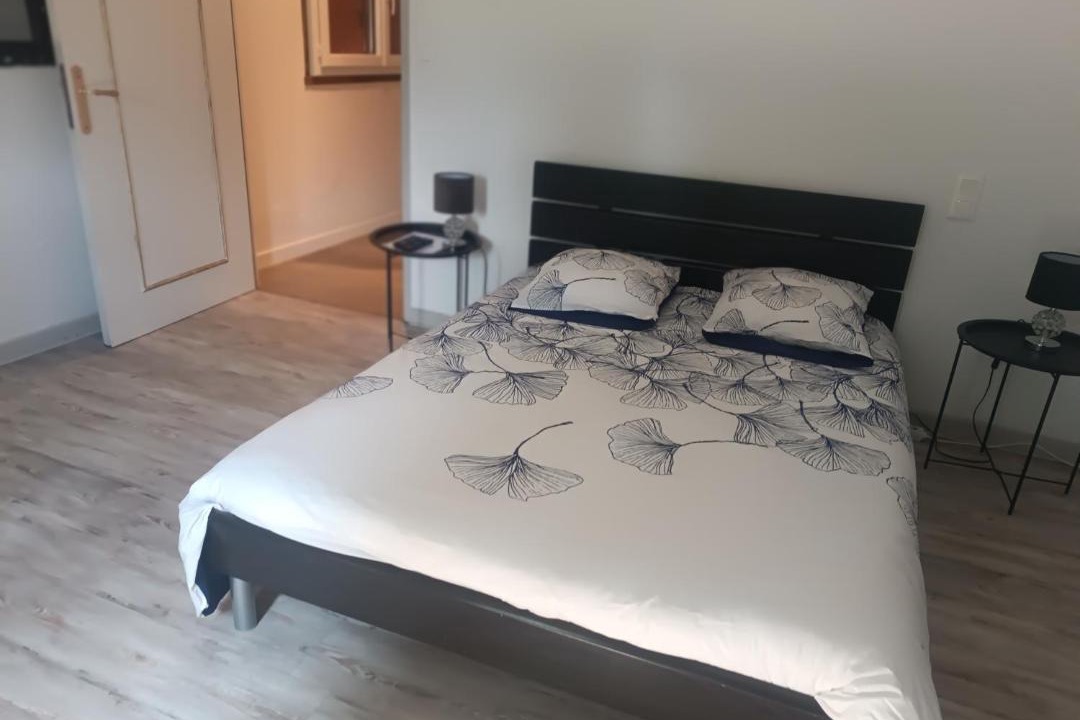 Photo of Bedroom in Ris