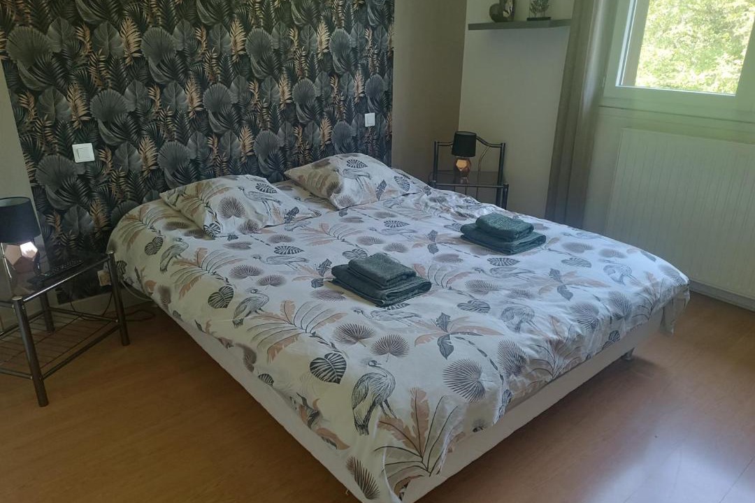 Photo of Bedroom in Ris