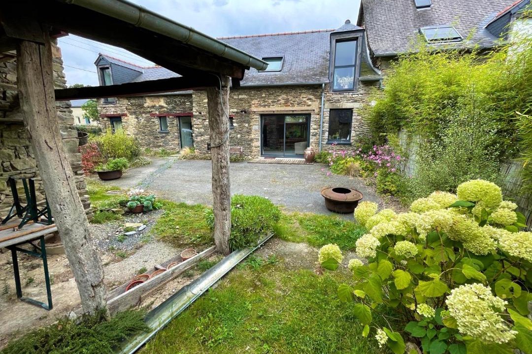 Photo of Others in Servon-sur-Vilaine