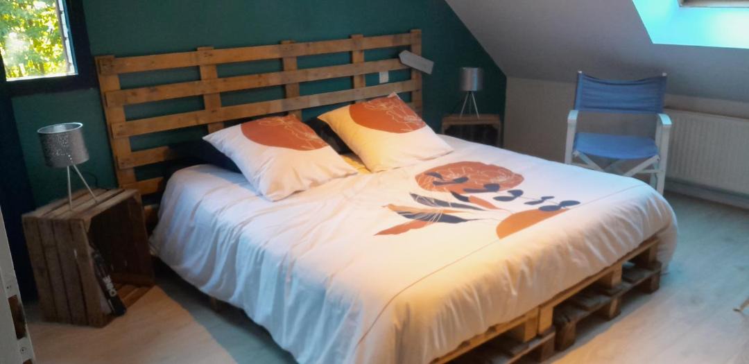 Photo of Bedroom in Theix-Noyalo