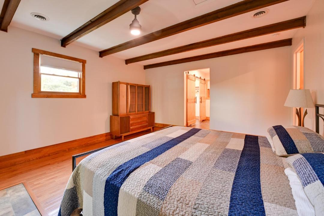 Photo of Bedroom in Rogers