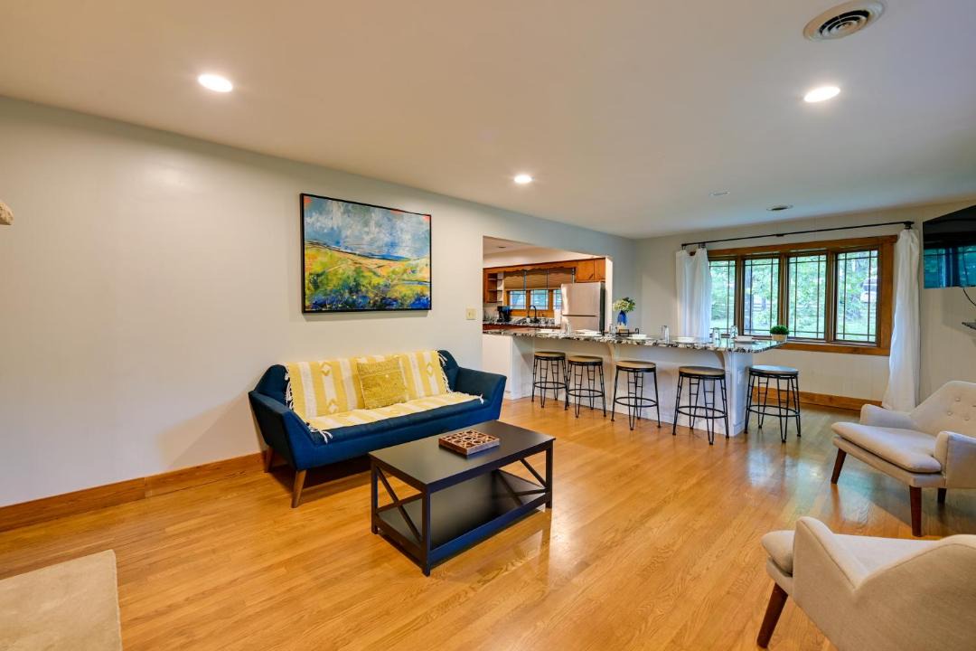 Photo of Others in Rogers