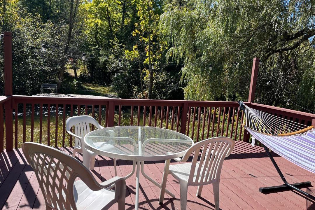Photo of Patio Balcony in Honor