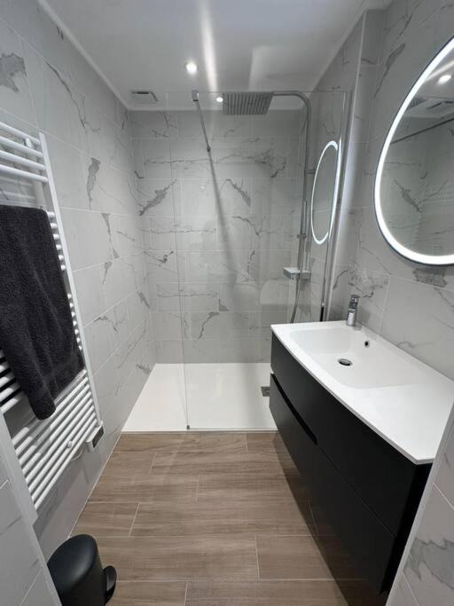 Photo of Bathroom in Baulon