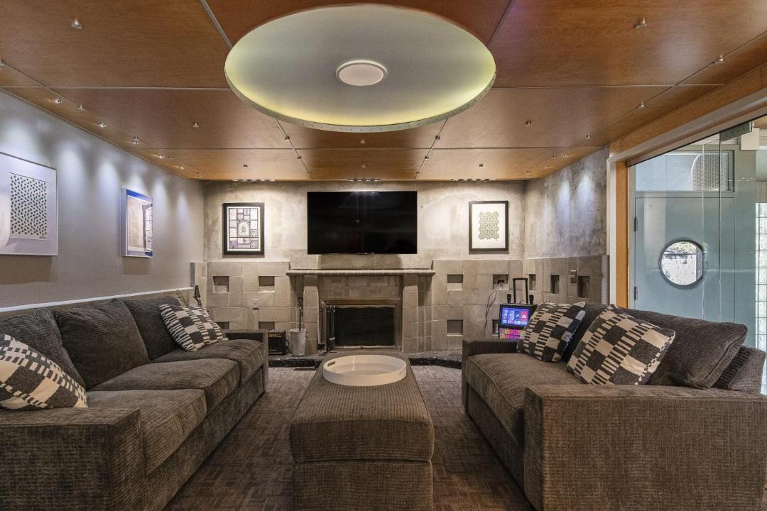 Photo of Livingroom in Elkhorn
