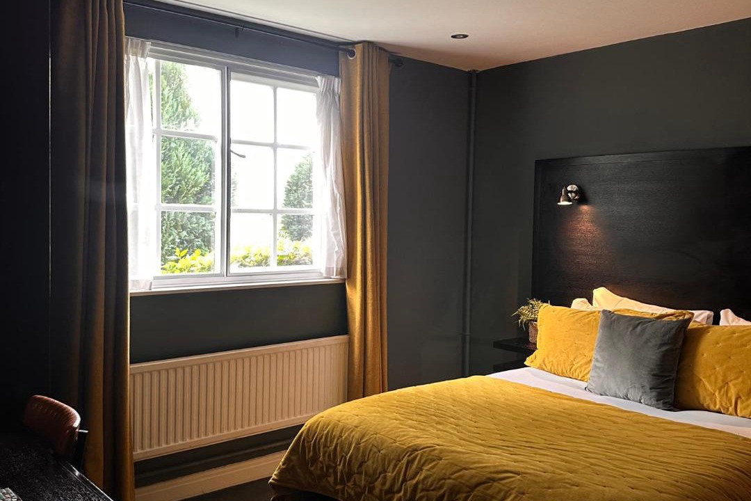 Photo of Bedroom in Holmes Chapel