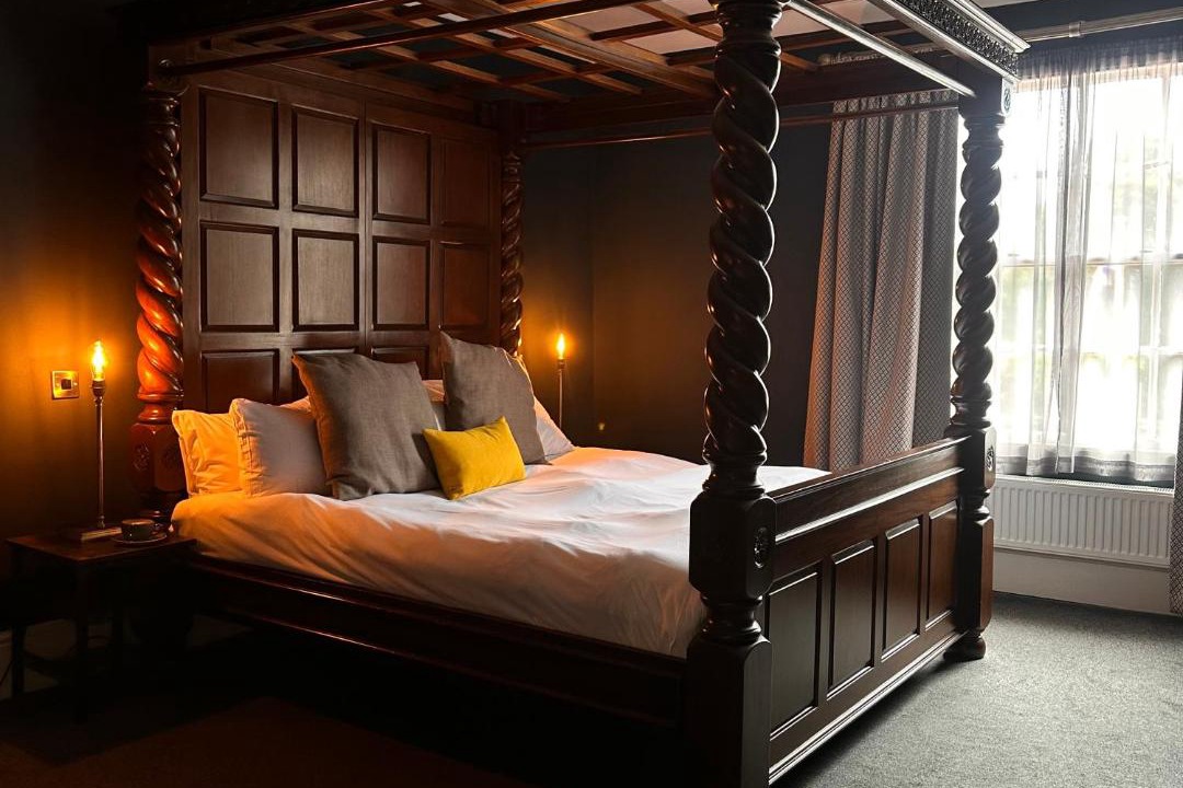 Photo of Bedroom in Holmes Chapel