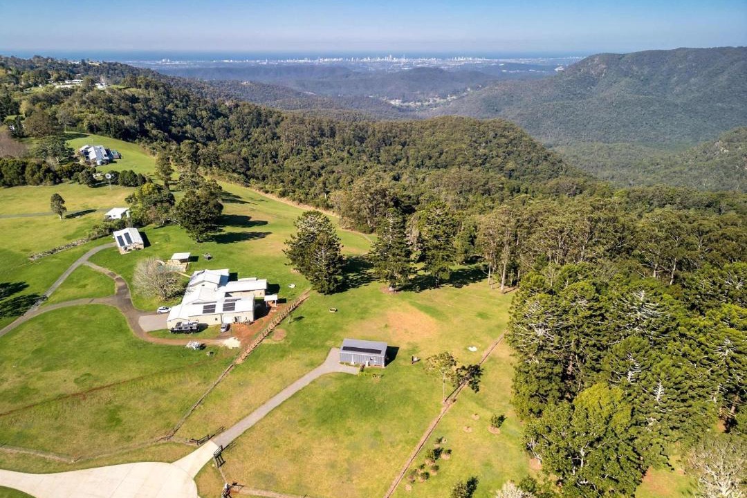Photo of Others in Mount Tamborine
