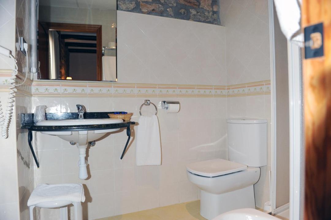 Photo of Bathroom in Sueras