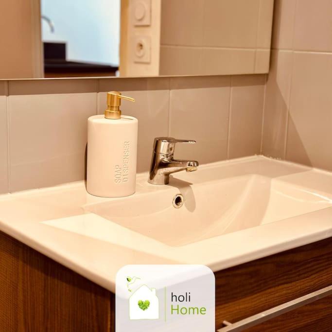 Photo of Bathroom in Vitre