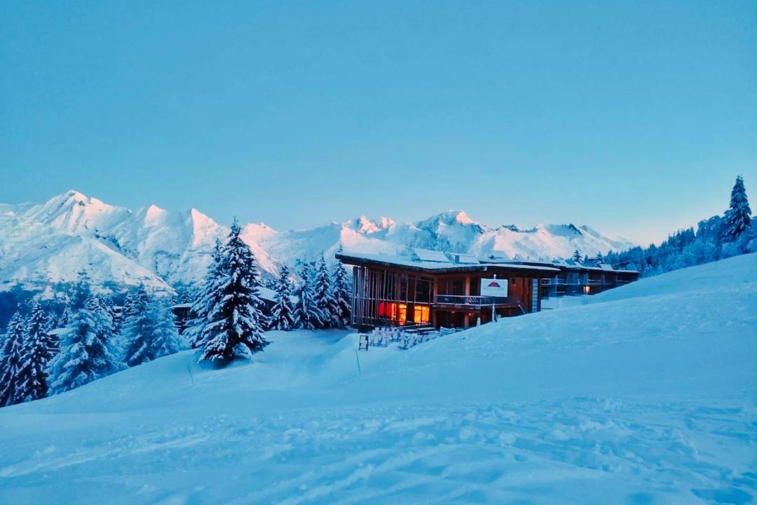 Photo of Others in Arc-1800