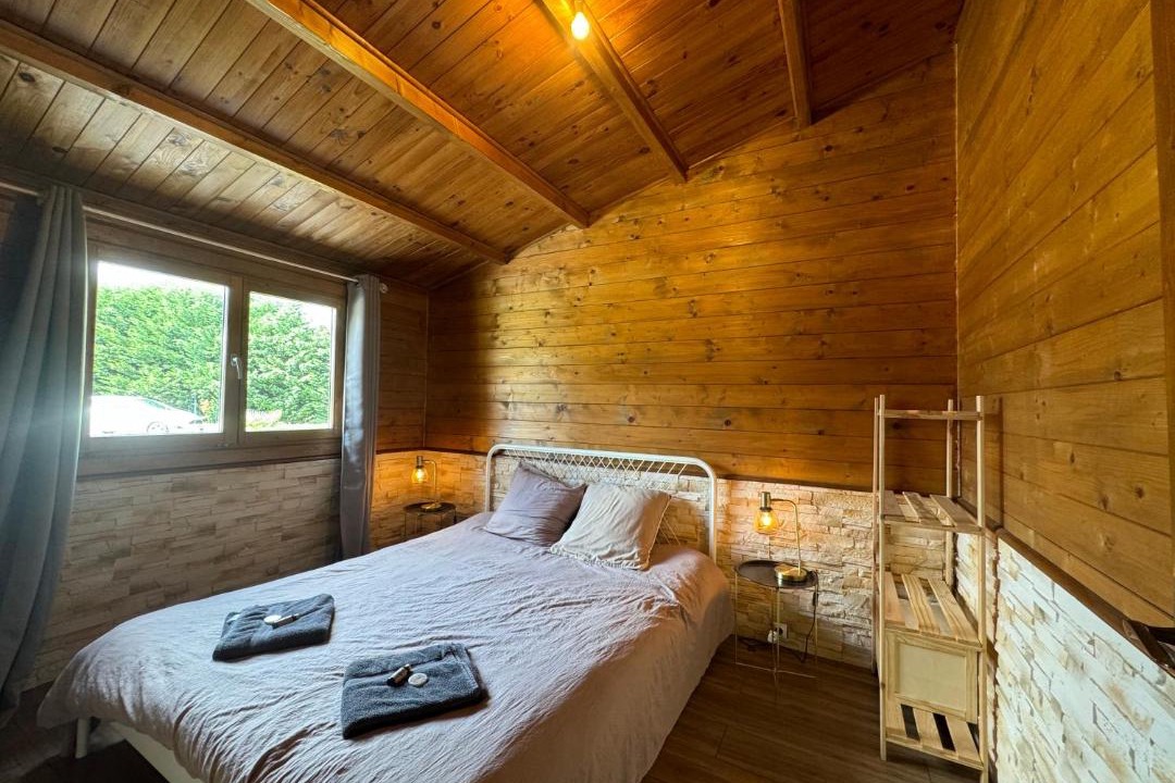 Photo of Bedroom in Saint-Pourcain-sur-Sioule