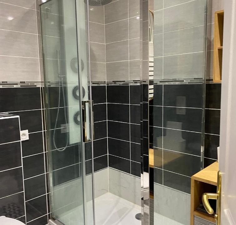 Photo of Bathroom in Firminy