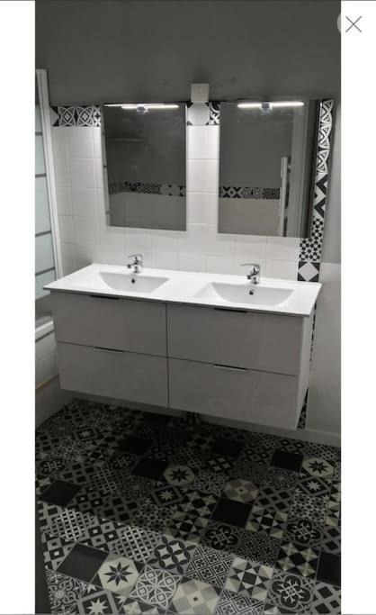 Photo of Bathroom in Poitiers