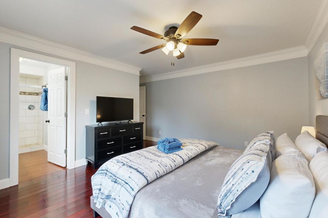 Photo of Bedroom in Goose Creek