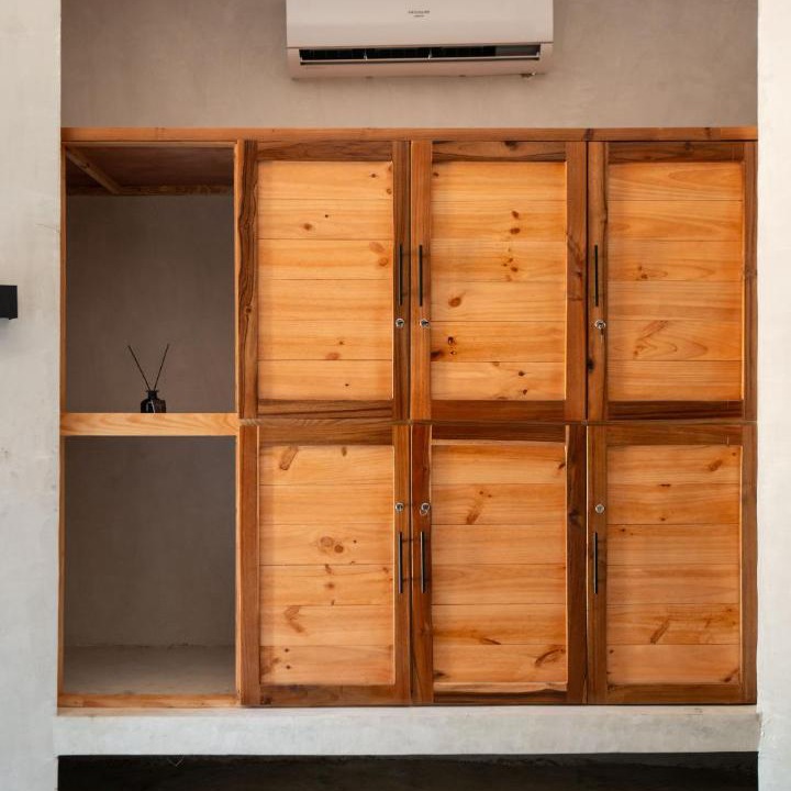 Photo of Others in Samana