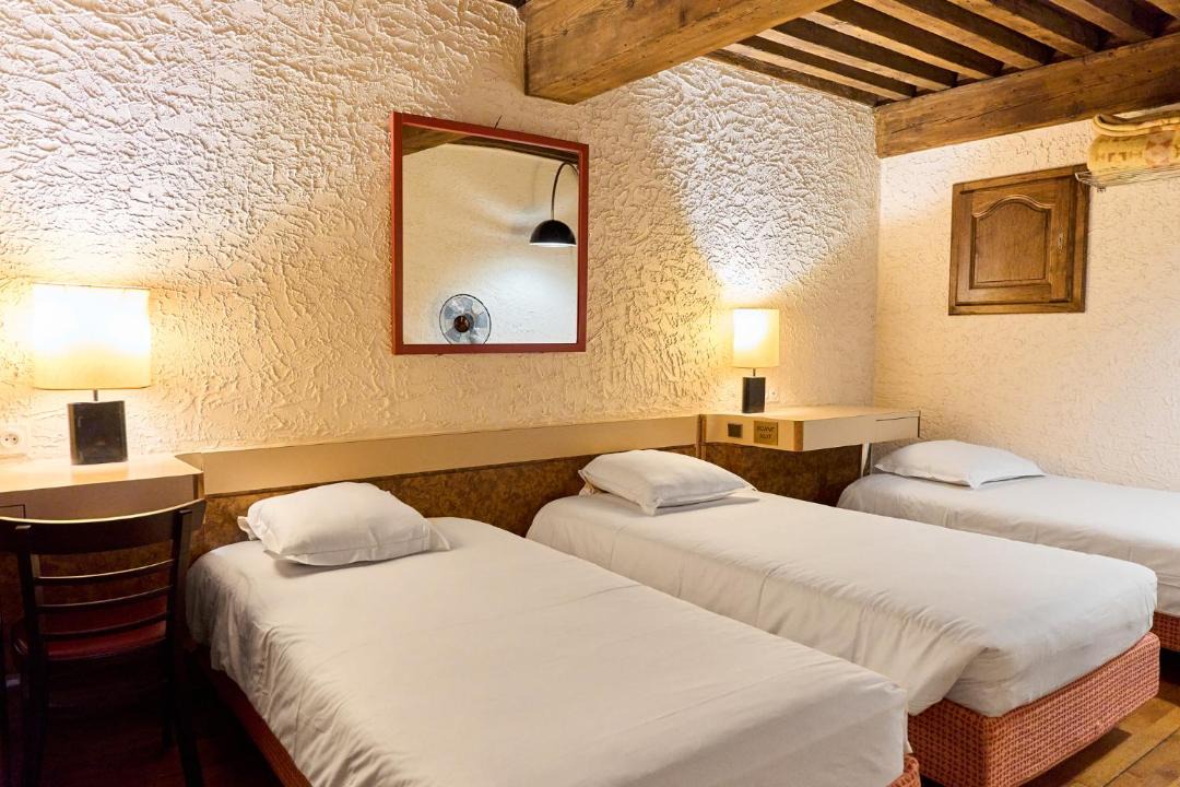 Photo of Bedroom in Sourzy