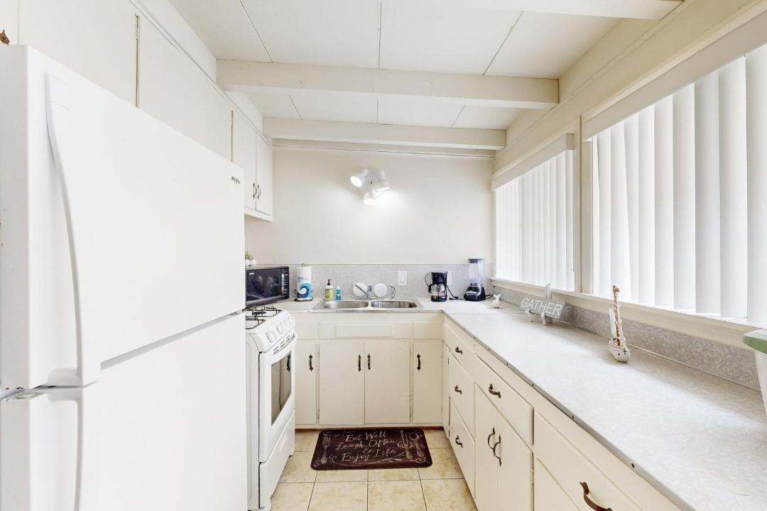 Photo of Kitchen in Pierpont Bay