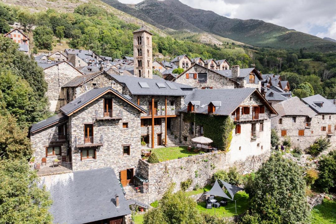 Photo of Buildings in Taull
