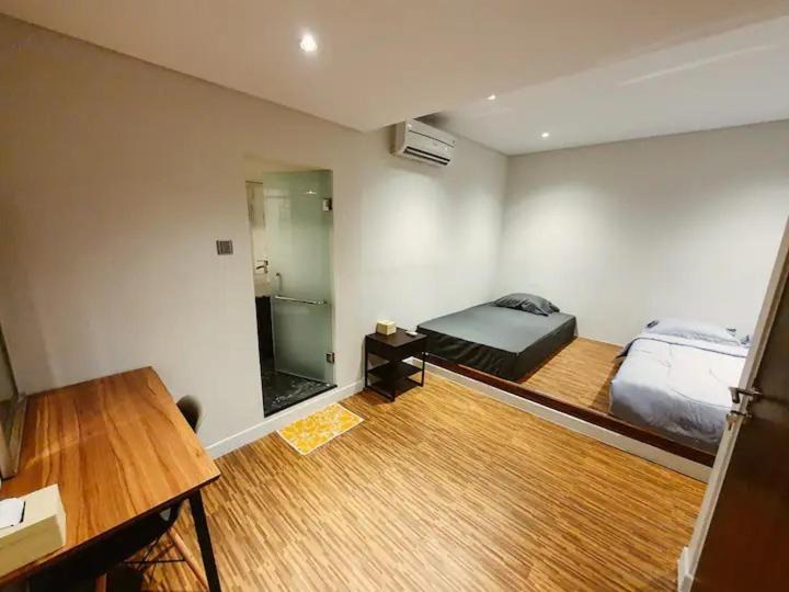 Photo of Bedroom in West Semarang