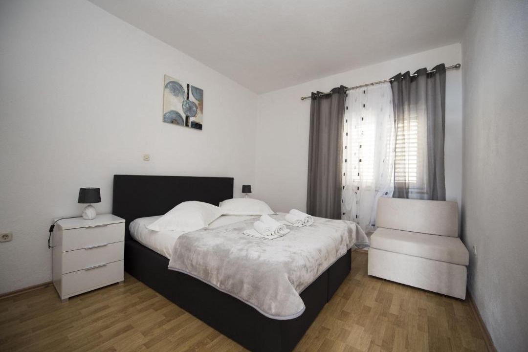 Photo of Bedroom in Brela