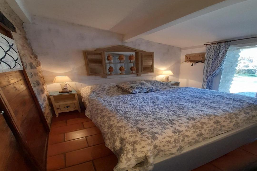 Photo of Bedroom in Viens