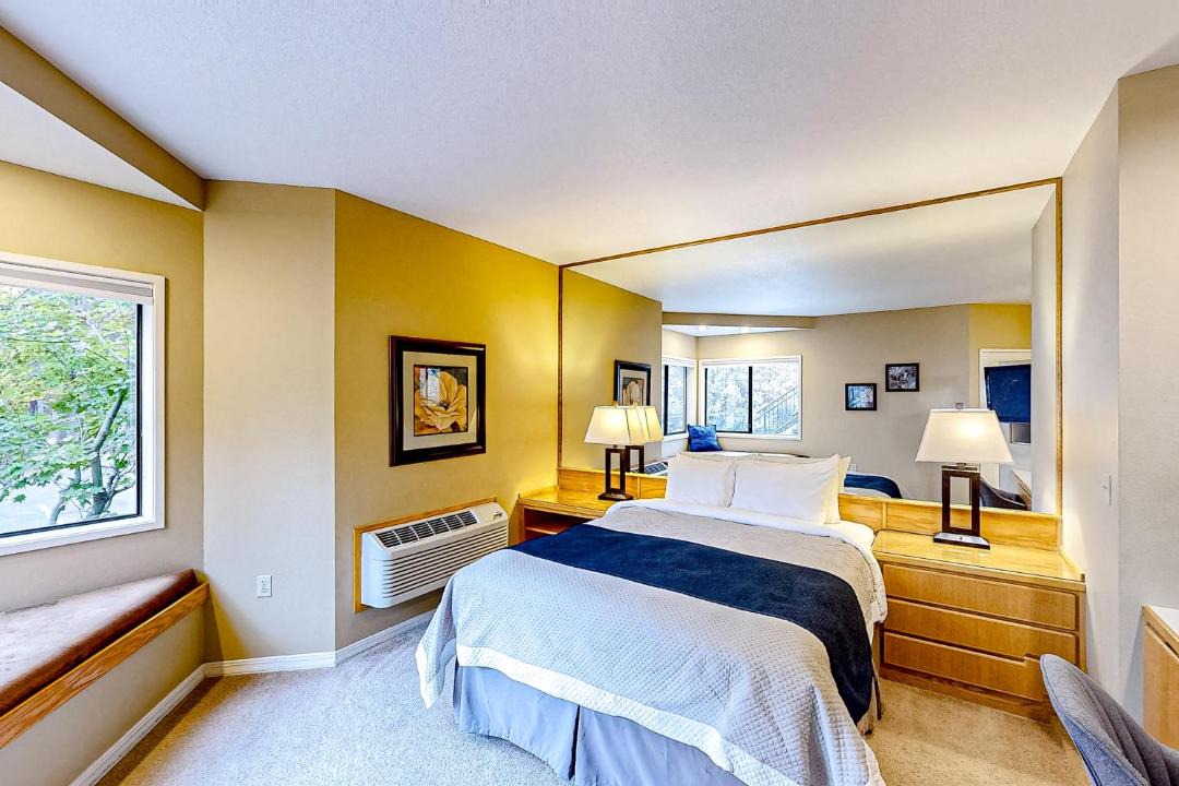 Photo of Bedroom in Century West