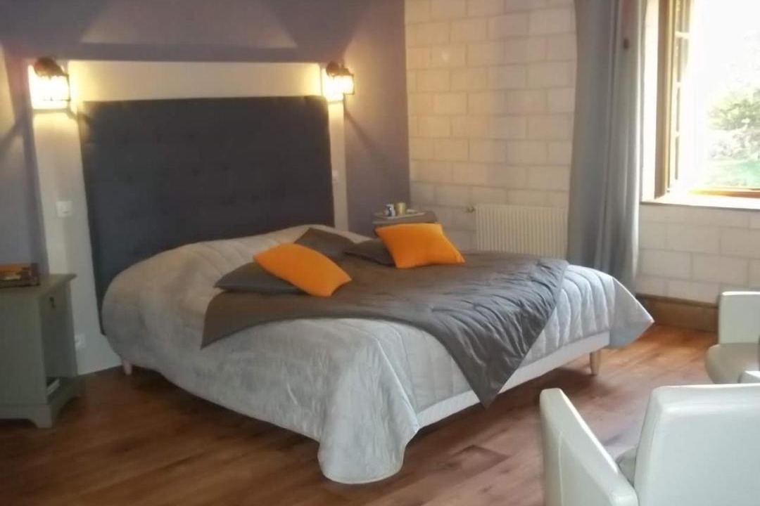 Photo of Bedroom in Rasey