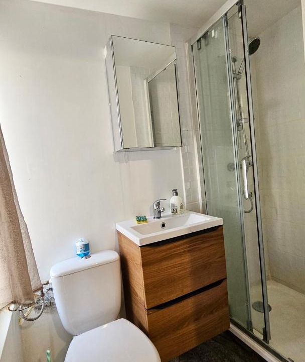 Photo of Bathroom in Stains