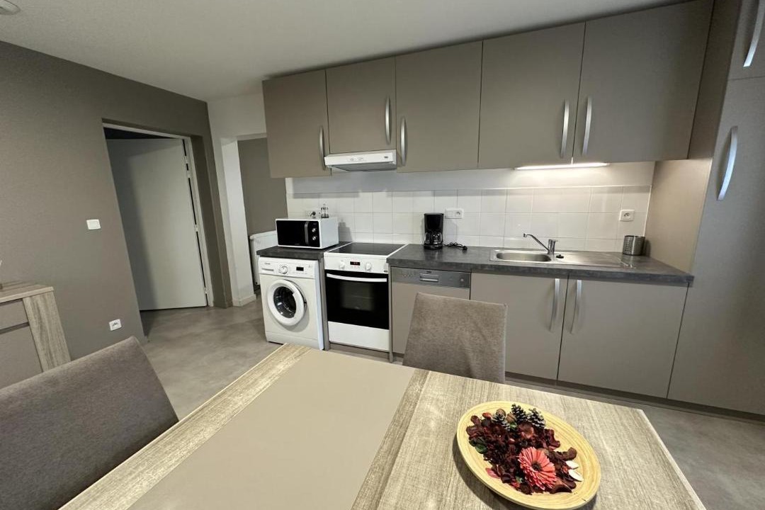 Photo of Kitchen in Arjuzanx
