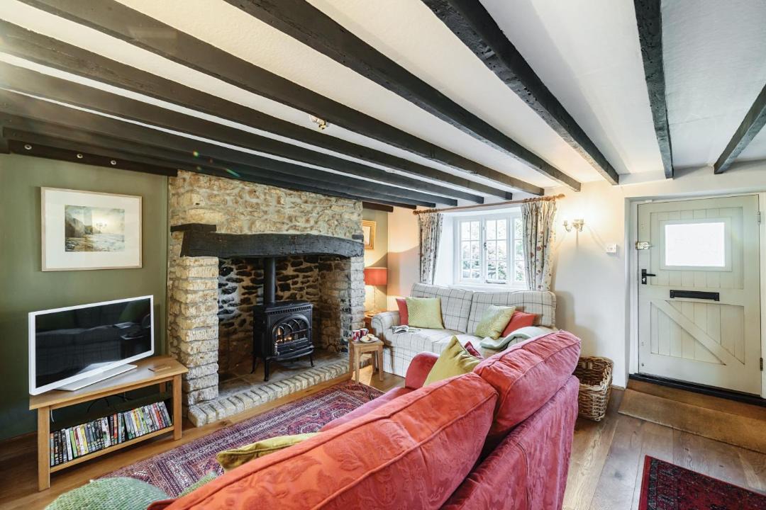 Photo of Others in Burton Bradstock