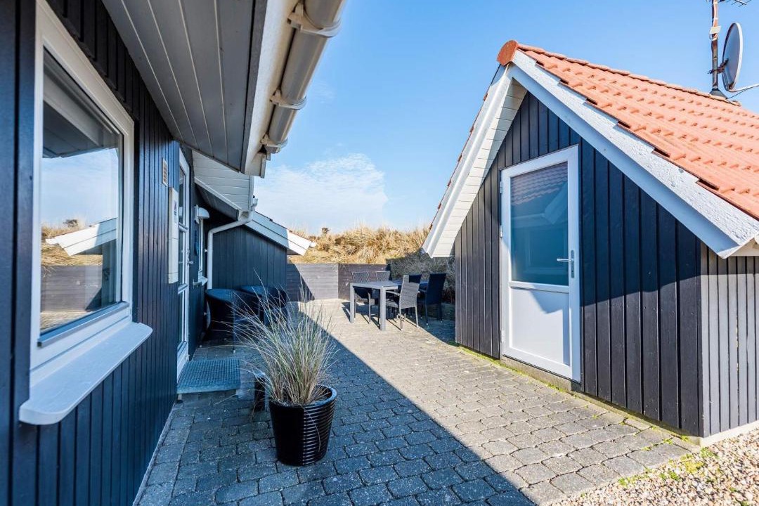 Photo of Others in Henne Strand