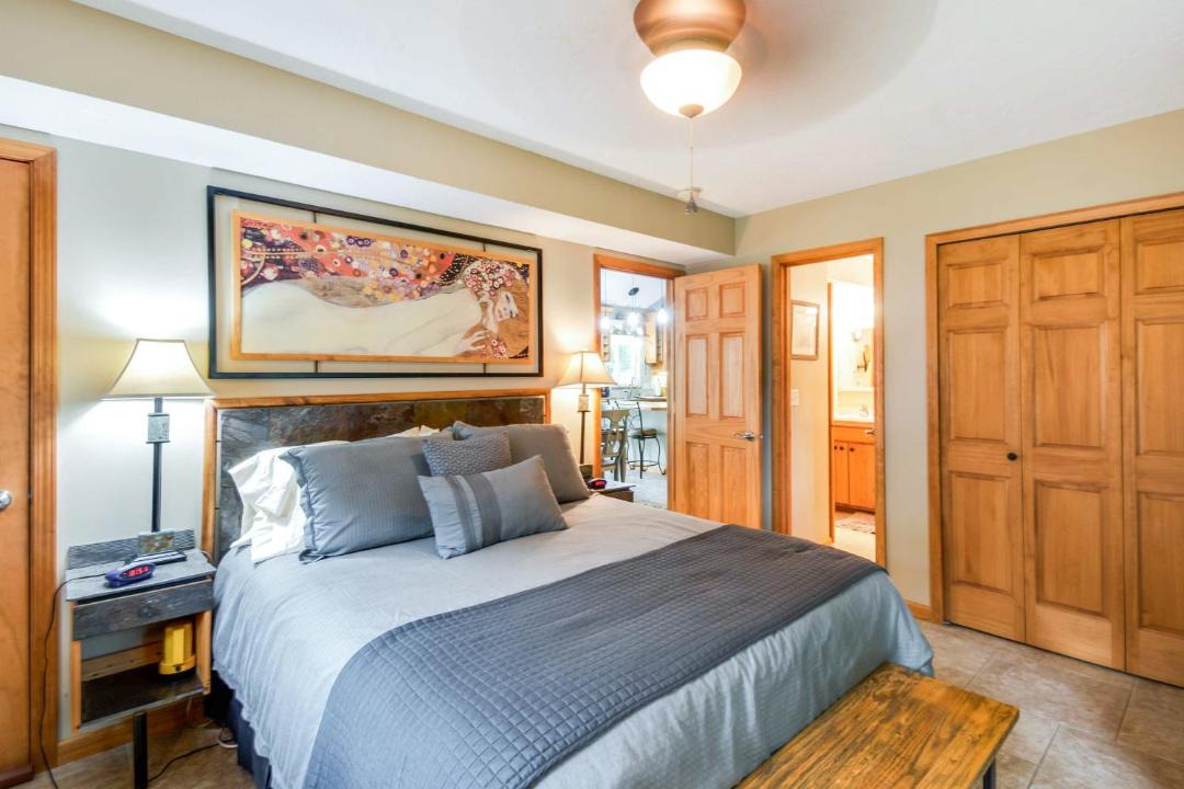 Photo of Bedroom in Elwood