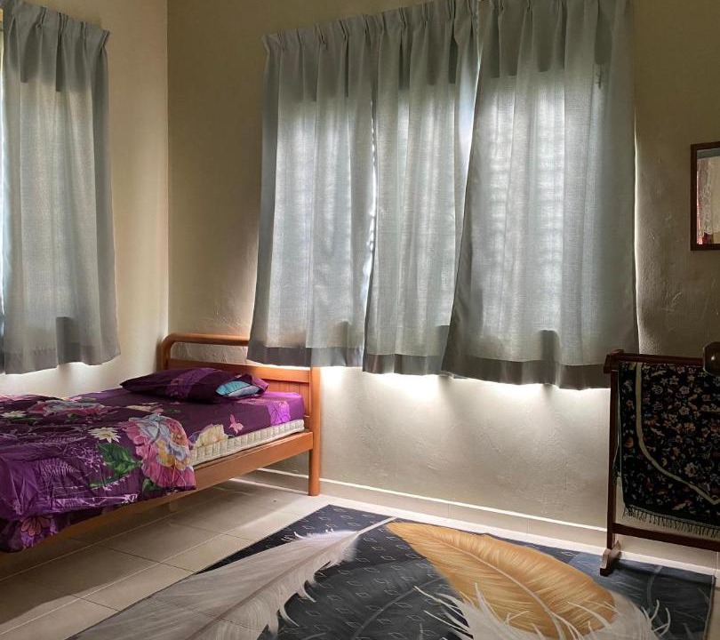 Photo of Bedroom in Parit Raja