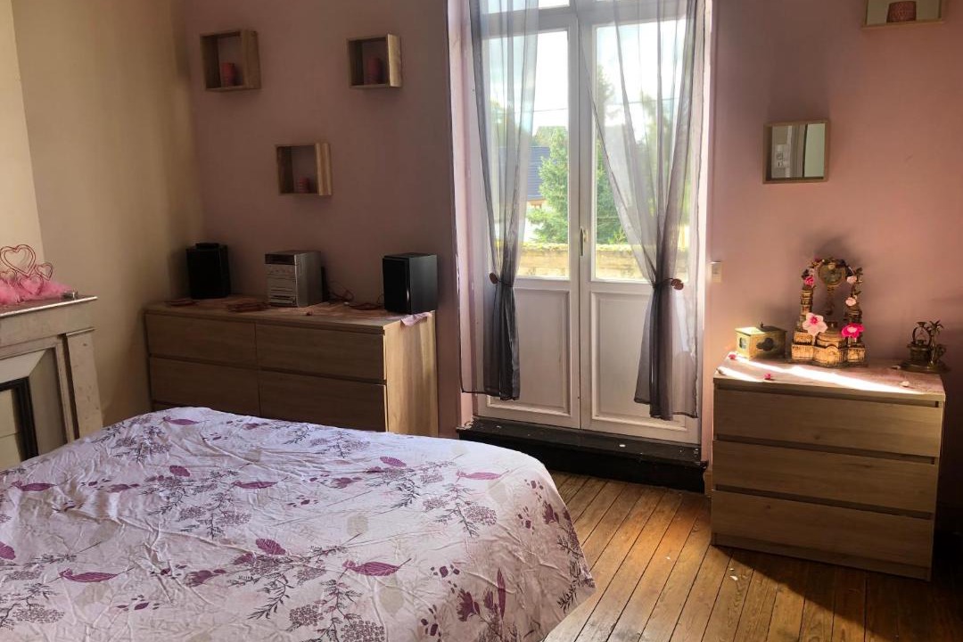 Photo of Bedroom in Urvillers