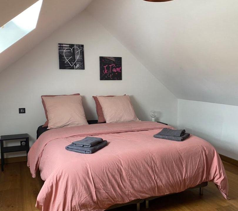 Photo of Bedroom in Saint-Martin de Brehal