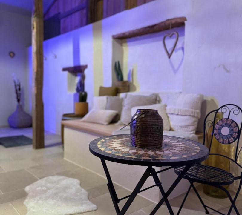 Photo of Others in Baccarat