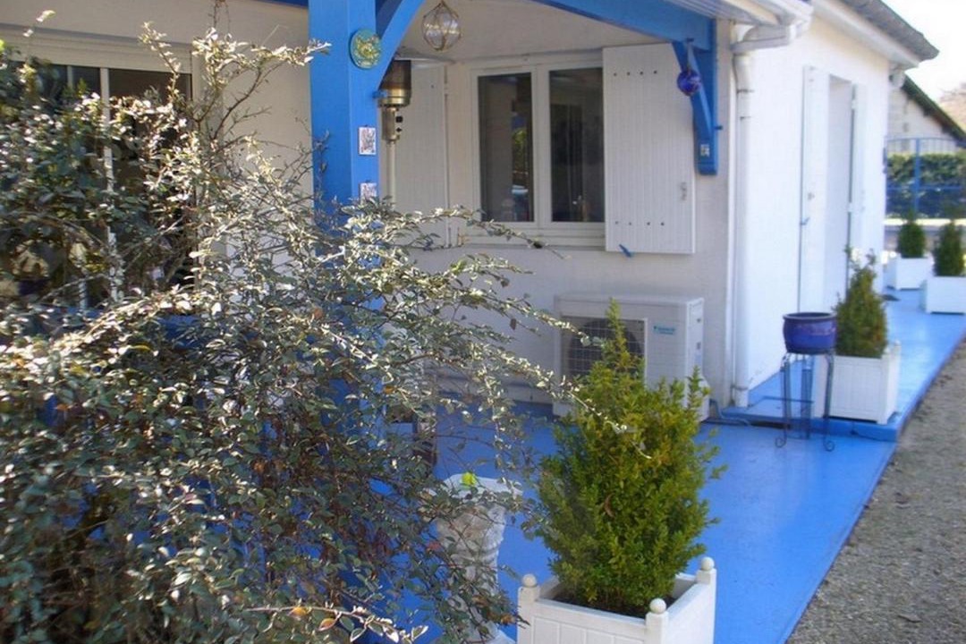 Photo of Others in Saint-Denis-de-Pile