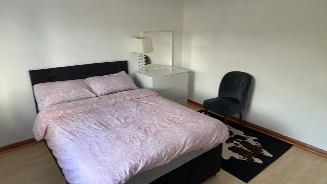 Photo of Bedroom in Berrylands