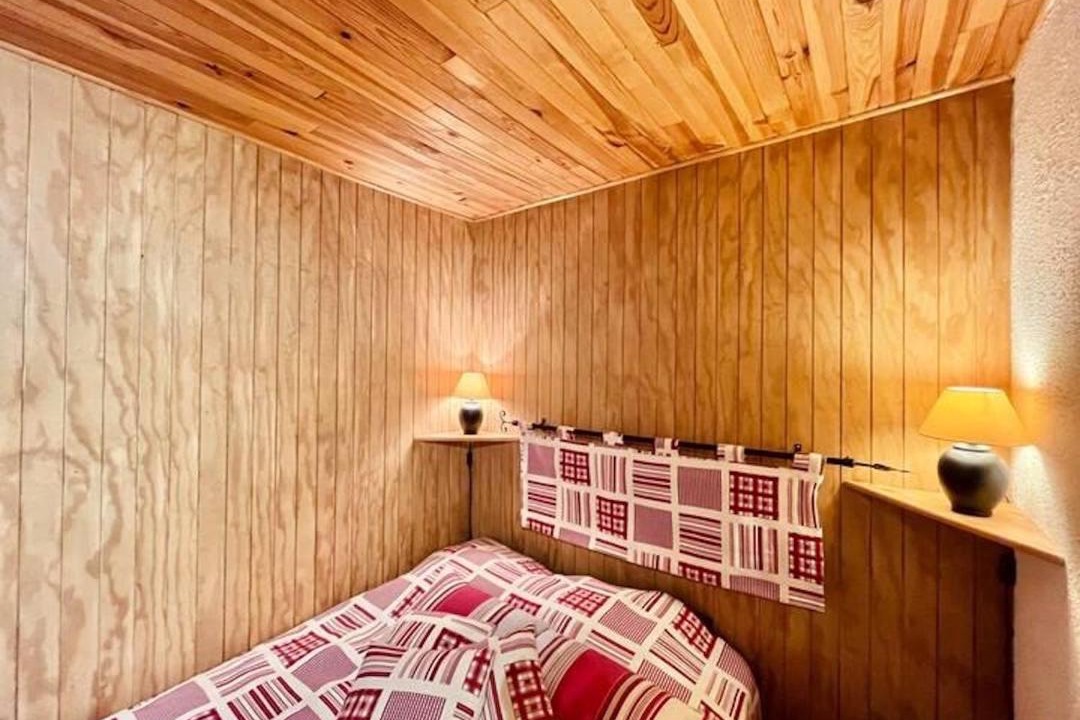 Photo of Bedroom in Pyrenees 2000