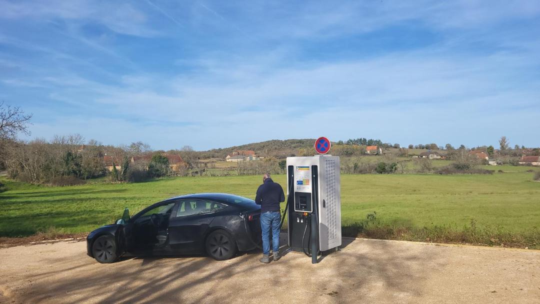 Photo of Others in Blars