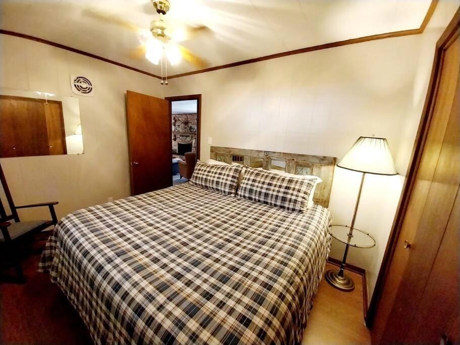 Photo of Bedroom in Hillister