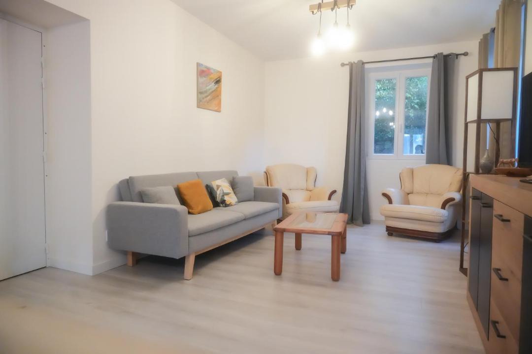 Photo of Others in Guiselle