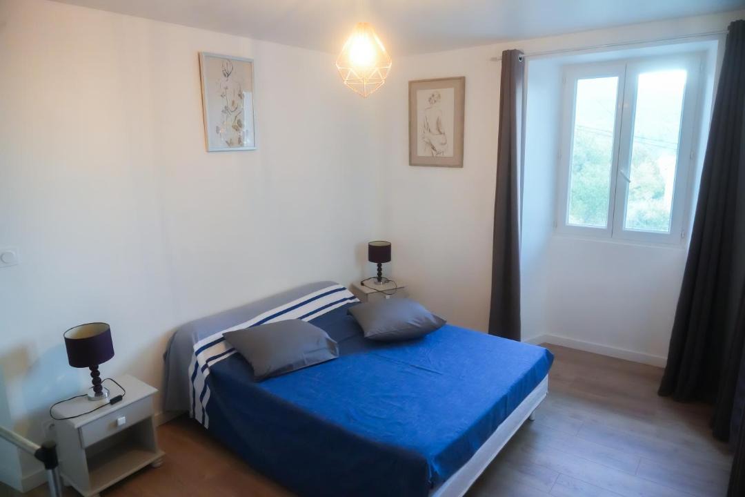 Photo of Bedroom in Guiselle