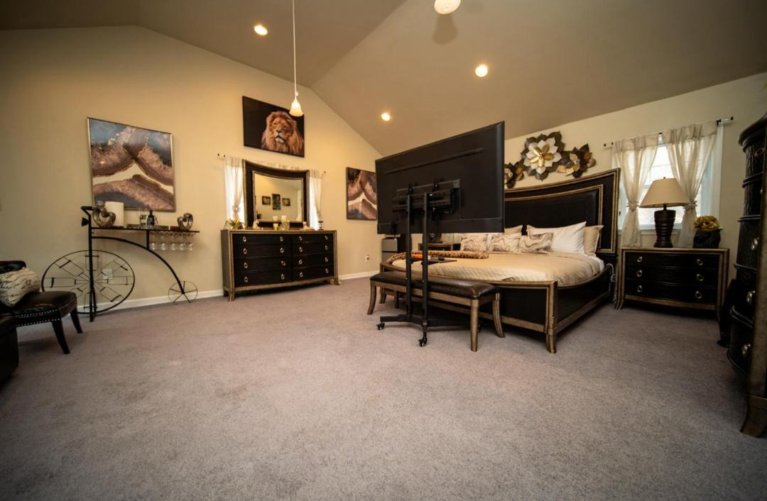 Photo of Bedroom in Roxborough