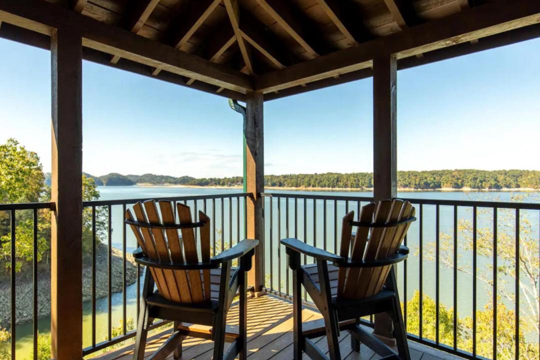Photo of Patio Balcony in Dandridge