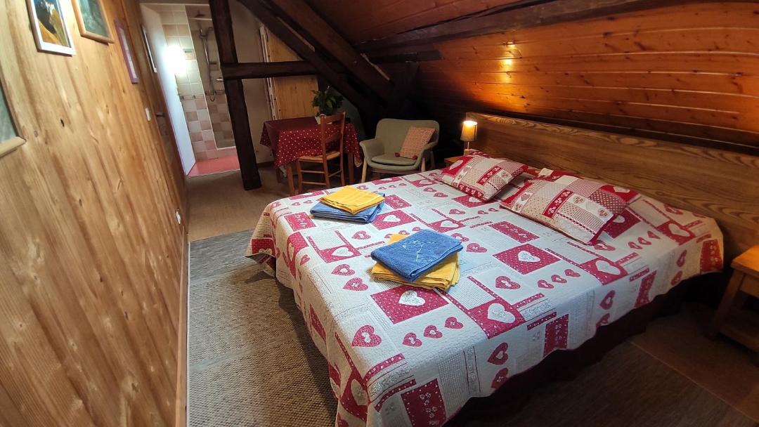 Photo of Bedroom in Queige