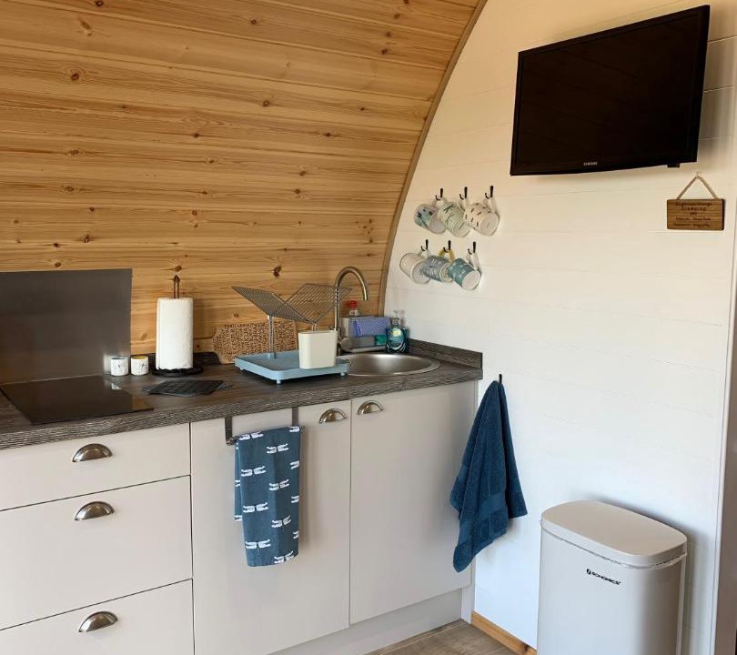 Photo of Others in Low Catton