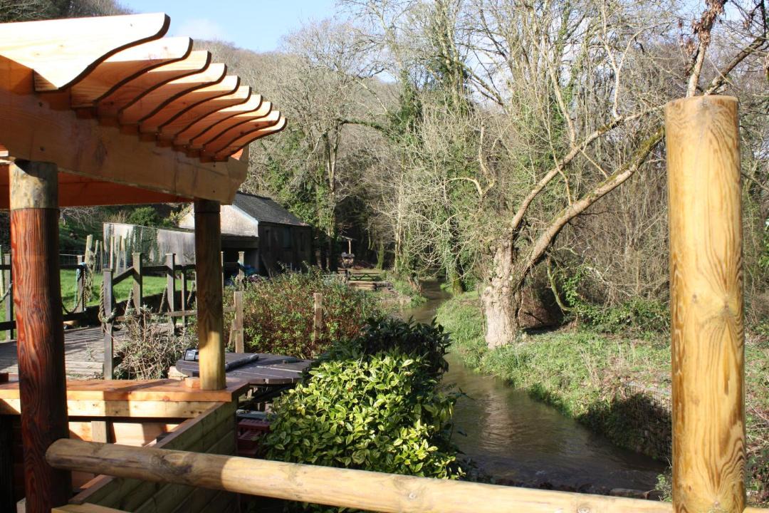 Photo of Others in Hessenford